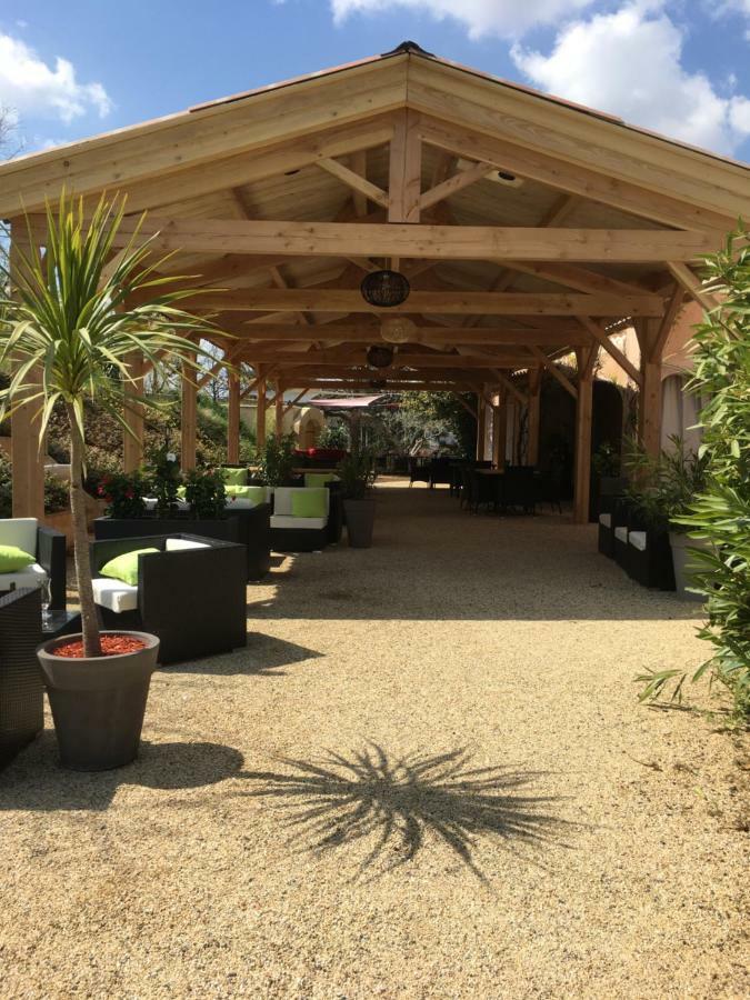 Bed & Breakfast Le Jardin De Celina 3*